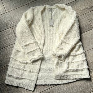 NWT Barefoot Dreams Cozychic Boardwalk Cardigan; Pearl
